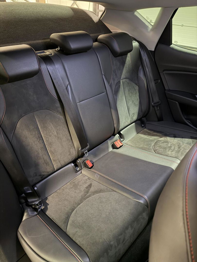 SEAT Leon 1.8 TSI FR 180PK Pano Stoelverwarming Sfeer Cruise