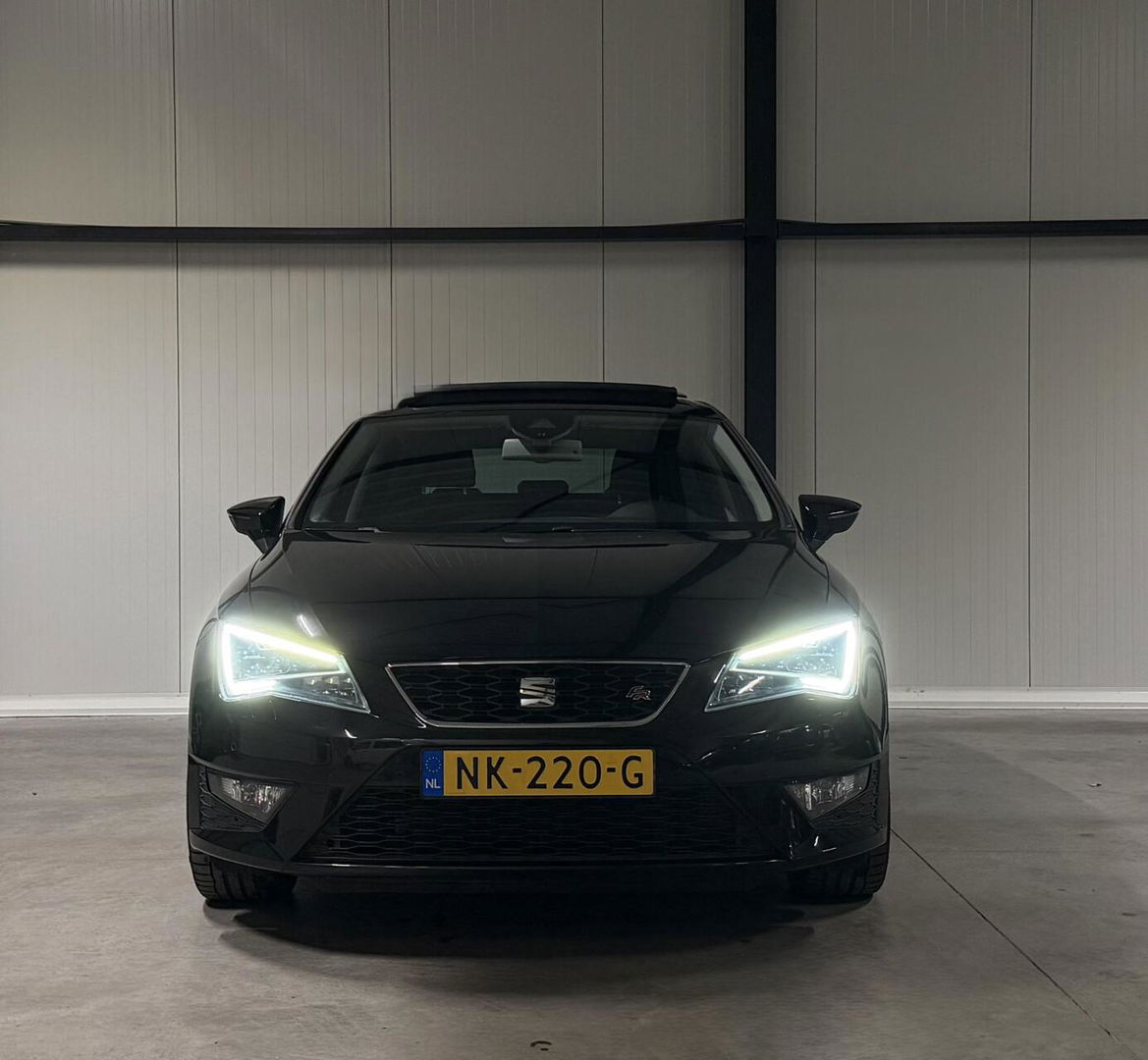 SEAT Leon 1.8 TSI FR 180PK Pano Stoelverwarming Sfeer Cruise