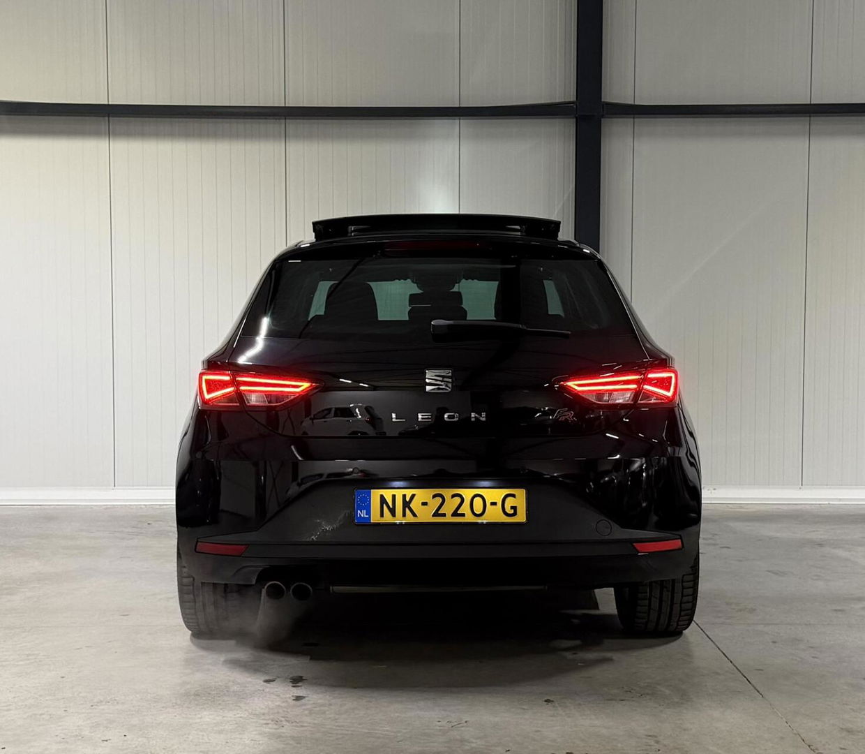 SEAT Leon 1.8 TSI FR 180PK Pano Stoelverwarming Sfeer Cruise