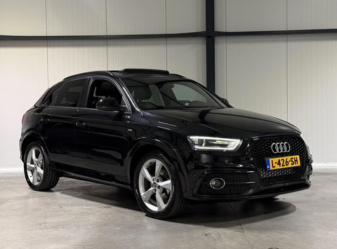 Audi Q3 2.0 TFSI quattro S-line Pano Trekhaak Black edition