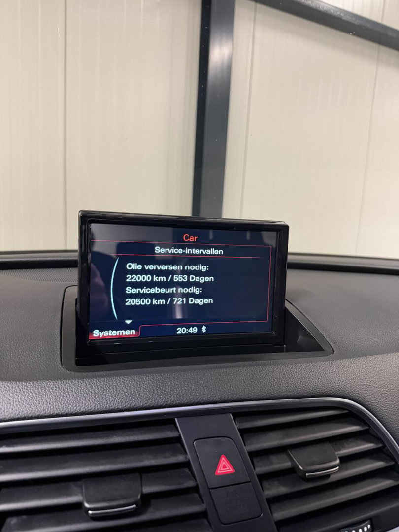 Audi Q3 2.0 TFSI quattro S-line Pano Trekhaak Black edition