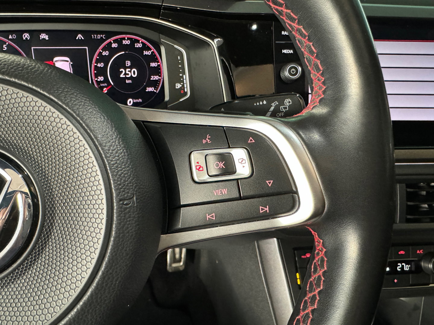 Volkswagen Polo 2.0 TSI GTI Pano|Keyles|Beats|Virtual|Camera