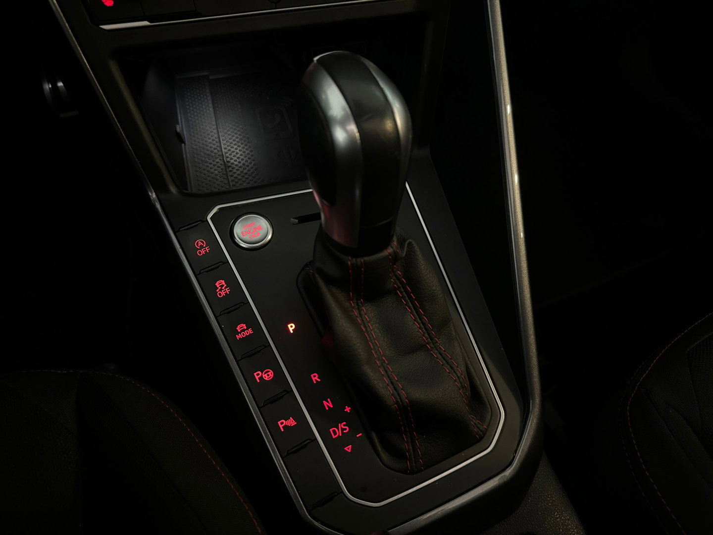 Volkswagen Polo 2.0 TSI GTI Pano|Keyles|Beats|Virtual|Camera