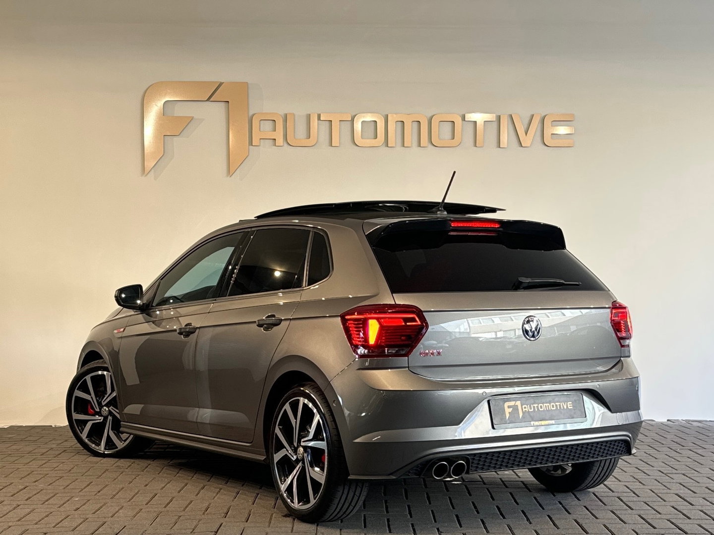 Volkswagen Polo 2.0 TSI GTI Pano|Keyles|Beats|Virtual|Camera