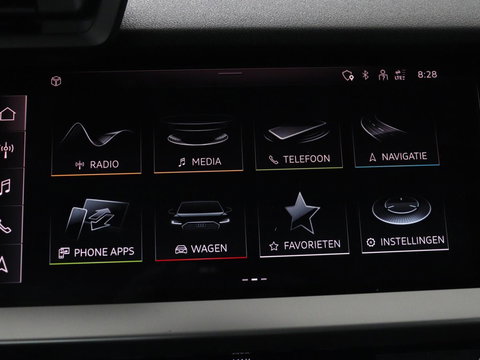 Audi A3 35 TFSI Business edition | Sportstoelen | Carplay | Virtual Cockpit | Park Assist | 18'' | Navigatie | Full LED | Climate control | Bluetooth | Cruise control