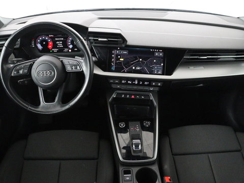 Audi A3 35 TFSI Business edition | Sportstoelen | Carplay | Virtual Cockpit | Park Assist | 18'' | Navigatie | Full LED | Climate control | Bluetooth | Cruise control