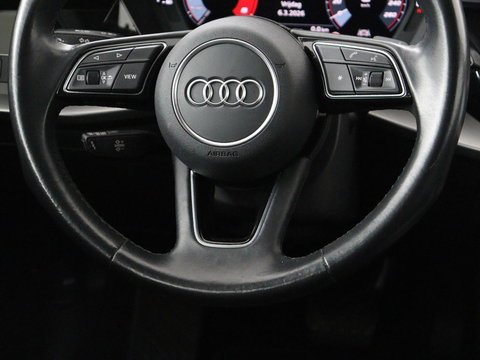 Audi A3 35 TFSI Business edition | Sportstoelen | Carplay | Virtual Cockpit | Park Assist | 18'' | Navigatie | Full LED | Climate control | Bluetooth | Cruise control