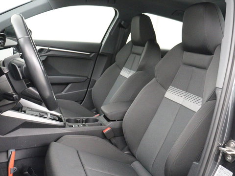 Audi A3 30 TFSI Advanced edition | Sportstoelen | Carplay | Virtual Cockpit | Park Assist | Full LED | Navigatie | Climate control | Bluetooth | 17'' | Cruise control