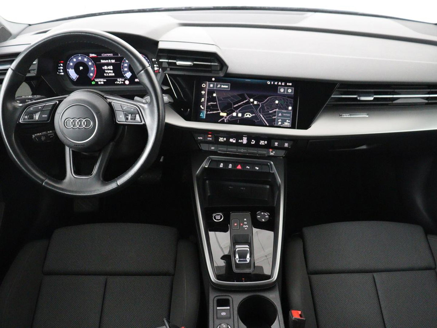 Audi A3 30 TFSI Advanced edition | Sportstoelen | Carplay | Virtual Cockpit | Park Assist | Full LED | Navigatie | Climate control | Bluetooth | 17'' | Cruise control