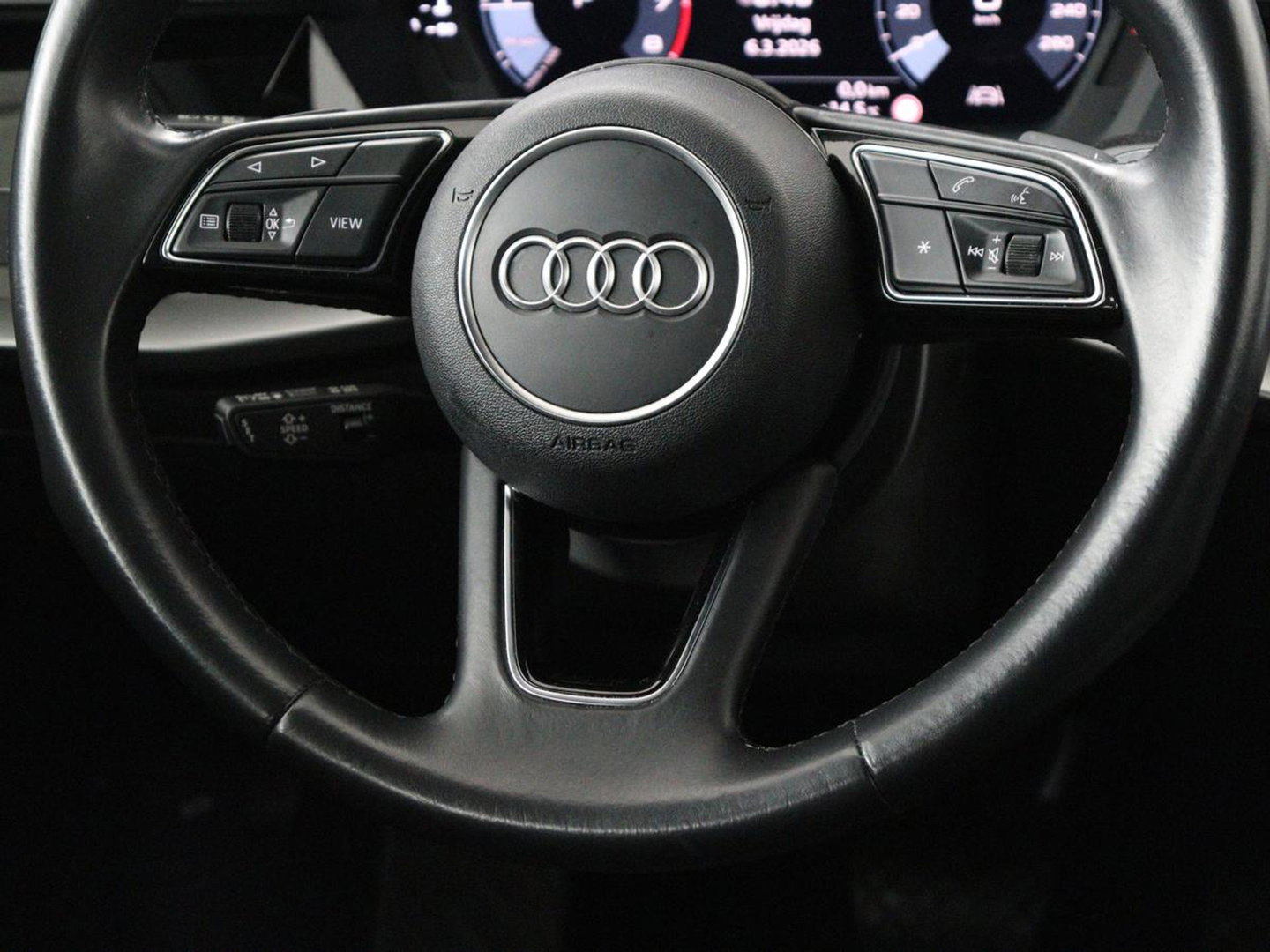 Audi A3 30 TFSI Advanced edition | Sportstoelen | Carplay | Virtual Cockpit | Park Assist | Full LED | Navigatie | Climate control | Bluetooth | 17'' | Cruise control