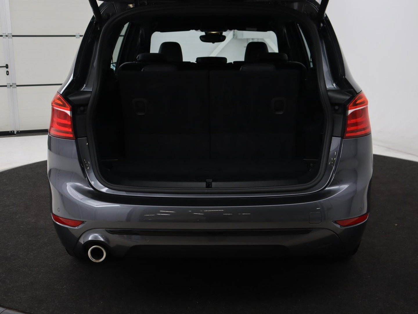 BMW 2 Serie Gran Tourer 218i 7 Persoons Executive | Sport Line | 1e eigenaar | Stoelverwarming | Head-Up | Trekhaak | Sportstoelen | Half leder | Navigatie | Climate control | Parkeerhulp | Cruise control