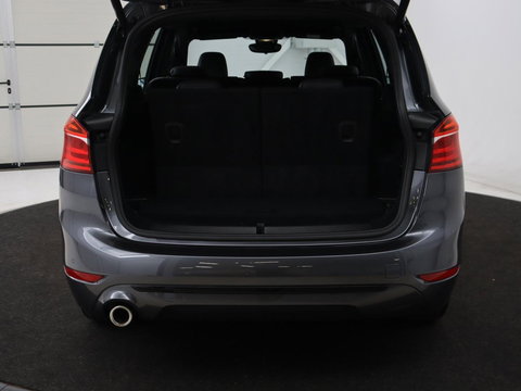 BMW 2 Serie Gran Tourer 218i 7 Persoons Executive | Sport Line | 1e eigenaar | Stoelverwarming | Head-Up | Trekhaak | Sportstoelen | Half leder | Navigatie | Climate control | Parkeerhulp | Cruise control