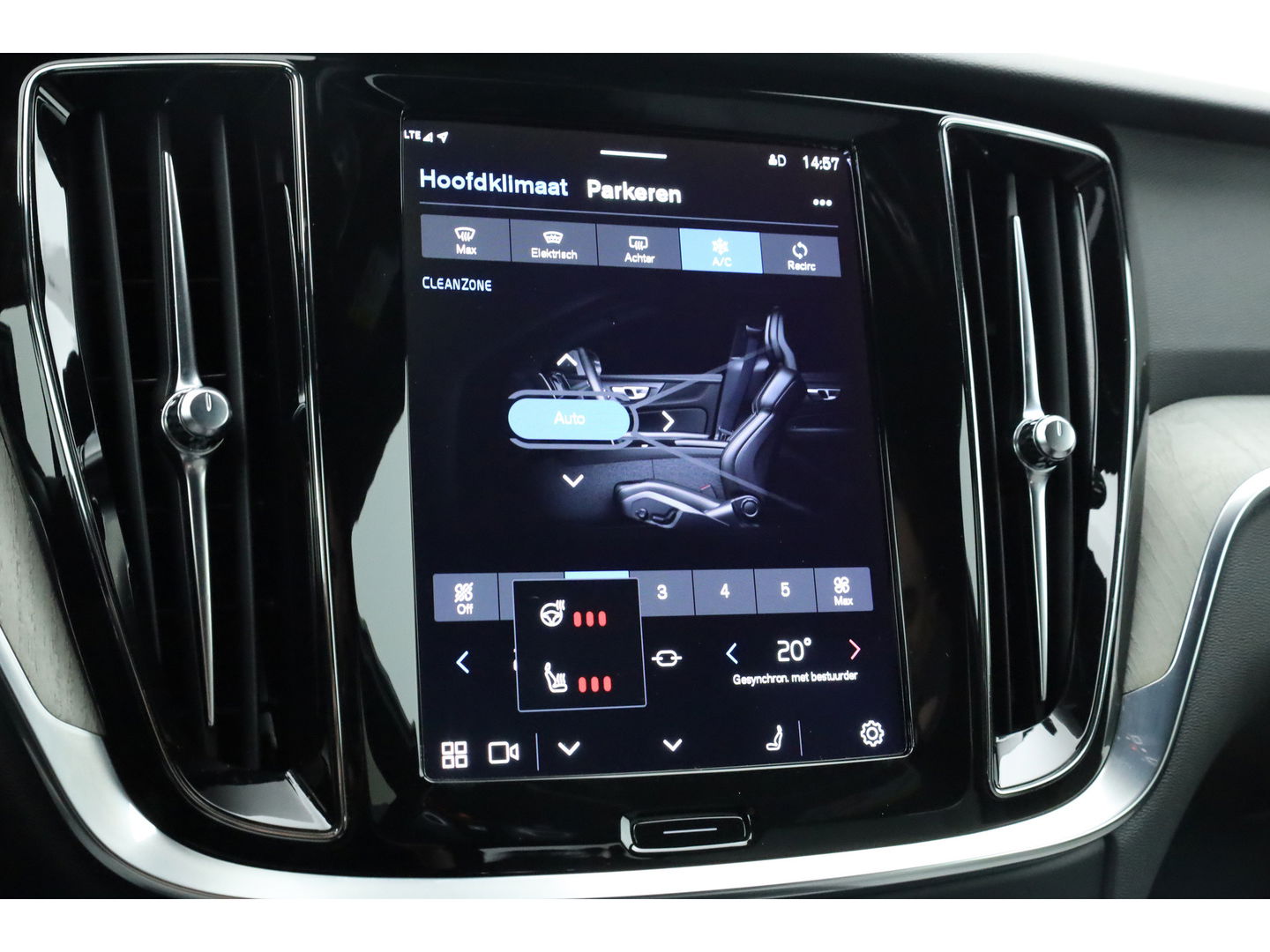 Volvo V60 T6 Plug-in hybrid Plus Bright | long range | Pilot Assist | Bliss | Google info. | CarPlay | Stoel- Stuurverw.