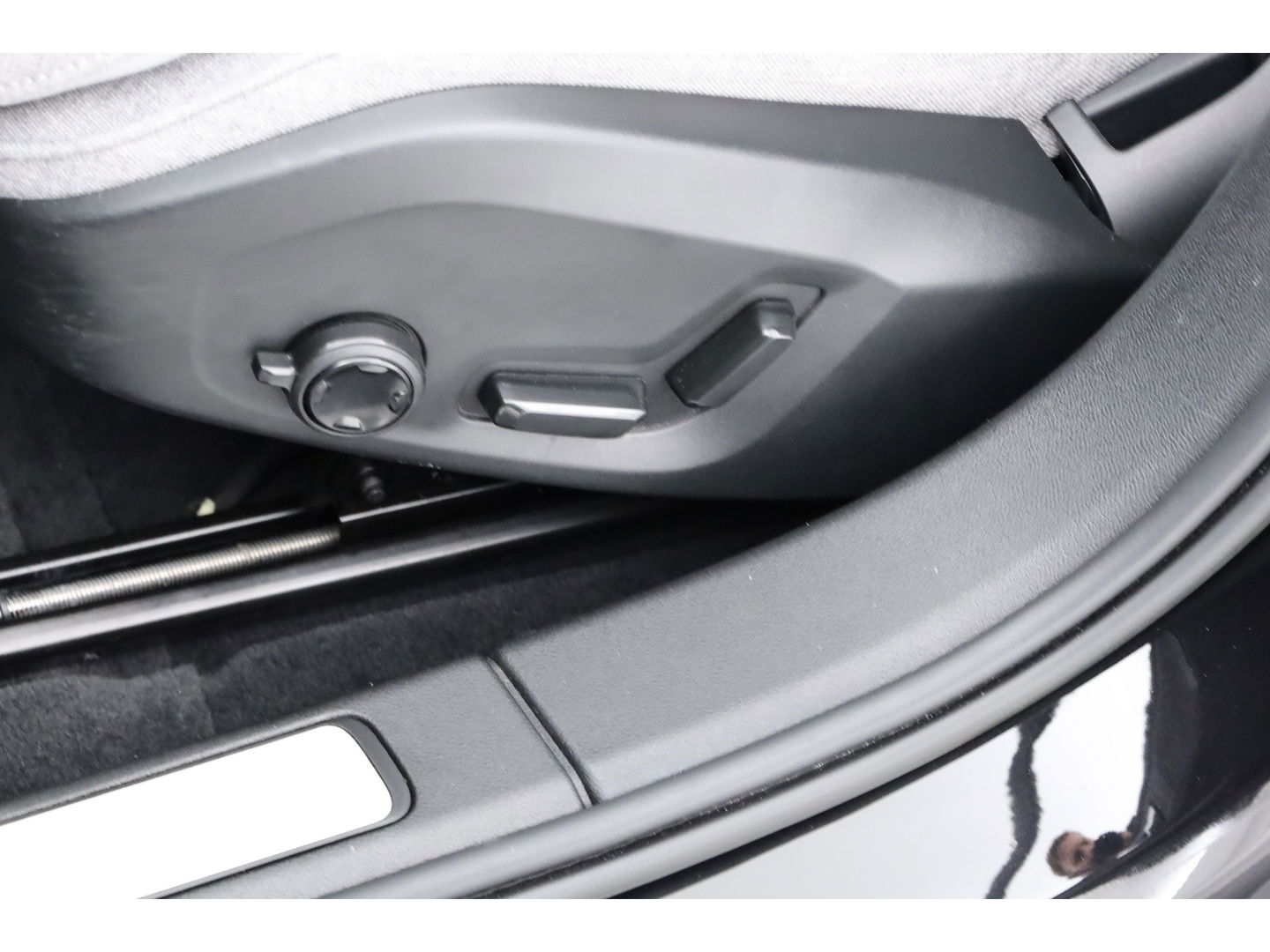 Volvo V60 T6 Plug-in hybrid Plus Bright | long range | Pilot Assist | Bliss | Google info. | CarPlay | Stoel- Stuurverw.