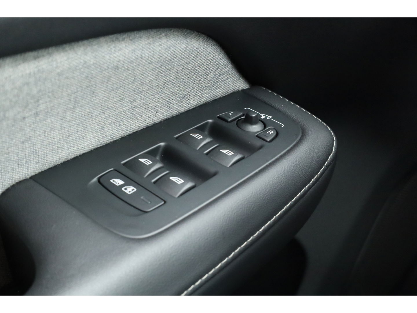 Volvo V60 T6 Plug-in hybrid Plus Bright | long range | Pilot Assist | Bliss | Google info. | CarPlay | Stoel- Stuurverw.