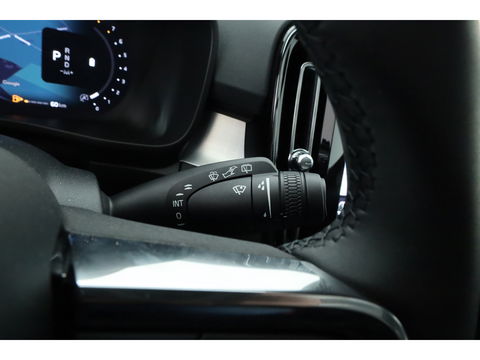 Volvo XC40 2.0 B3 Ultra Black Edition | Pano | Harman Kardon | 360cam | Memory | Stoel-Stuurverw. | Adapt. Cruise | Keyless
