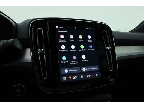 Volvo XC40 2.0 B3 Ultra Black Edition | Pano | Harman Kardon | 360cam | Memory | Stoel-Stuurverw. | Adapt. Cruise | Keyless