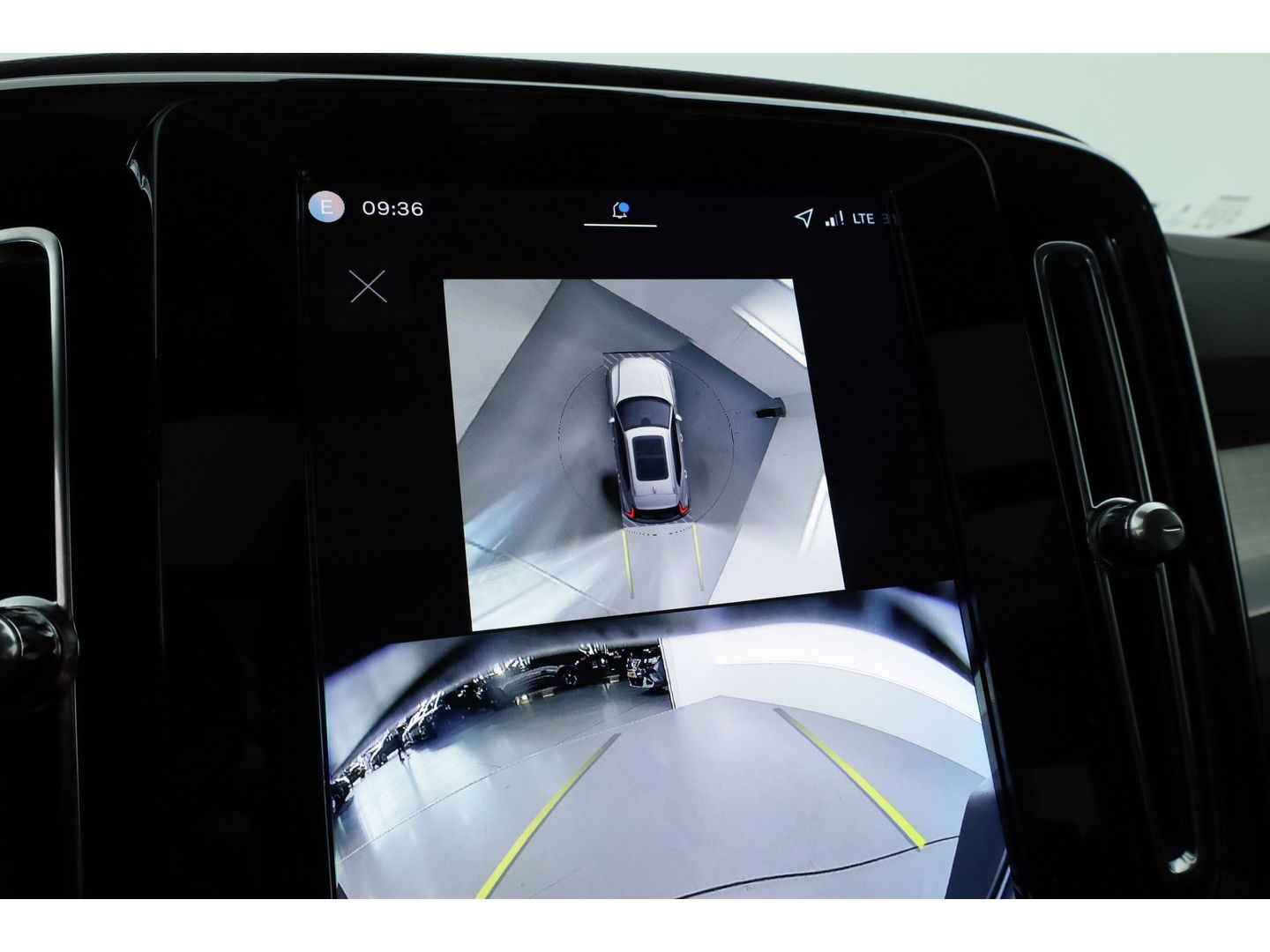 Volvo XC40 2.0 B3 Ultra Black Edition | Pano | Harman Kardon | 360cam | Memory | Stoel-Stuurverw. | Adapt. Cruise | Keyless