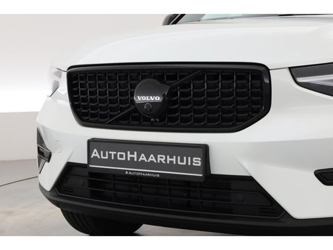 Volvo XC40 2.0 B3 Ultra Black Edition | Pano | Harman Kardon | 360cam | Memory | Stoel-Stuurverw. | Adapt. Cruise | Keyless