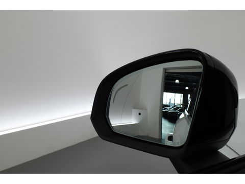 Volvo XC40 2.0 B3 Ultra Black Edition | Pano | Harman Kardon | 360cam | Memory | Stoel-Stuurverw. | Adapt. Cruise | Keyless