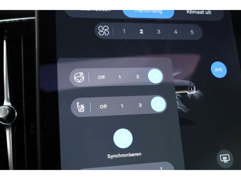 Volvo XC60 T8 Plug-in hybrid Ultra Black Edition | Luchtvering | Pano | HUD | Memory seats | Elek. Trekhaak | 22'' | 360cam | H&K Audio | 4x Stoelverw. |
