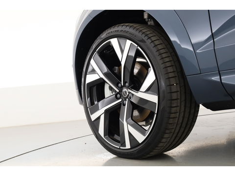 Volvo XC60 T8 Plug-in hybrid Ultra Black Edition | Luchtvering | Pano | HUD | Memory seats | Elek. Trekhaak | 22'' | 360cam | H&K Audio | 4x Stoelverw. |