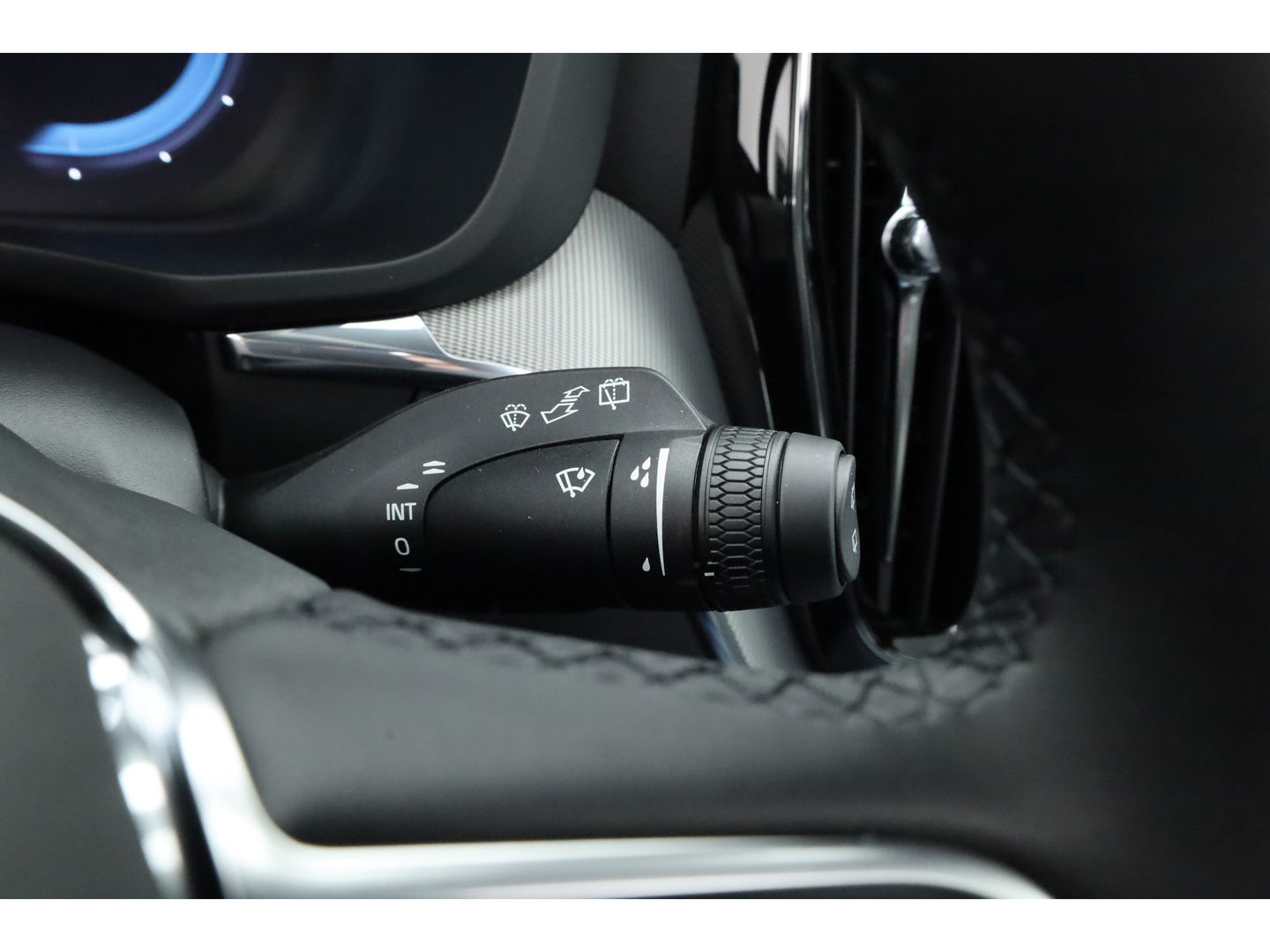 Volvo XC60 T8 Plug-in hybrid Plus Black Edition | Pano | Pilot Assist | 360cam | Stoel-Stuurverw. | Keyless | Harman Kardon | 21''