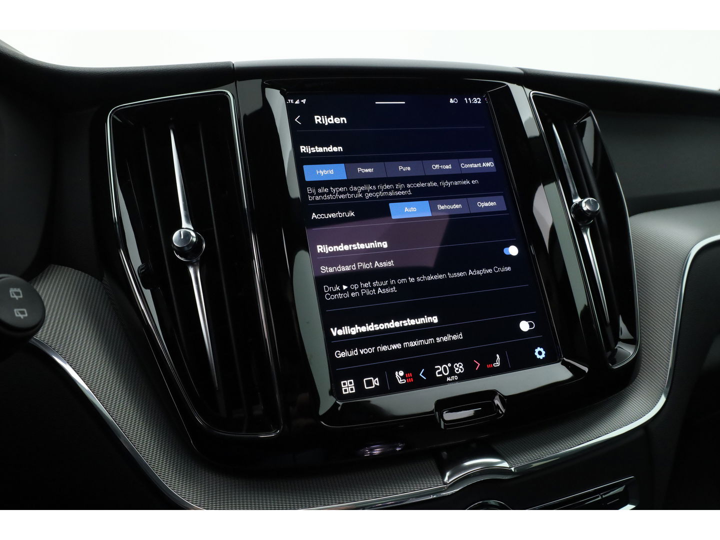 Volvo XC60 T8 Plug-in hybrid Plus Black Edition | Pano | Pilot Assist | 360cam | Stoel-Stuurverw. | Keyless | Harman Kardon | 21''