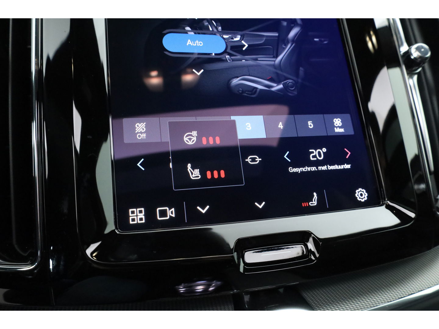 Volvo XC60 T8 Plug-in hybrid Plus Black Edition | Pano | Pilot Assist | 360cam | Stoel-Stuurverw. | Keyless | Harman Kardon | 21''