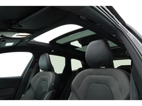 Volvo XC60 T8 Plug-in hybrid Plus Black Edition | Pano | Pilot Assist | 360cam | Stoel-Stuurverw. | Keyless | Harman Kardon | 21''