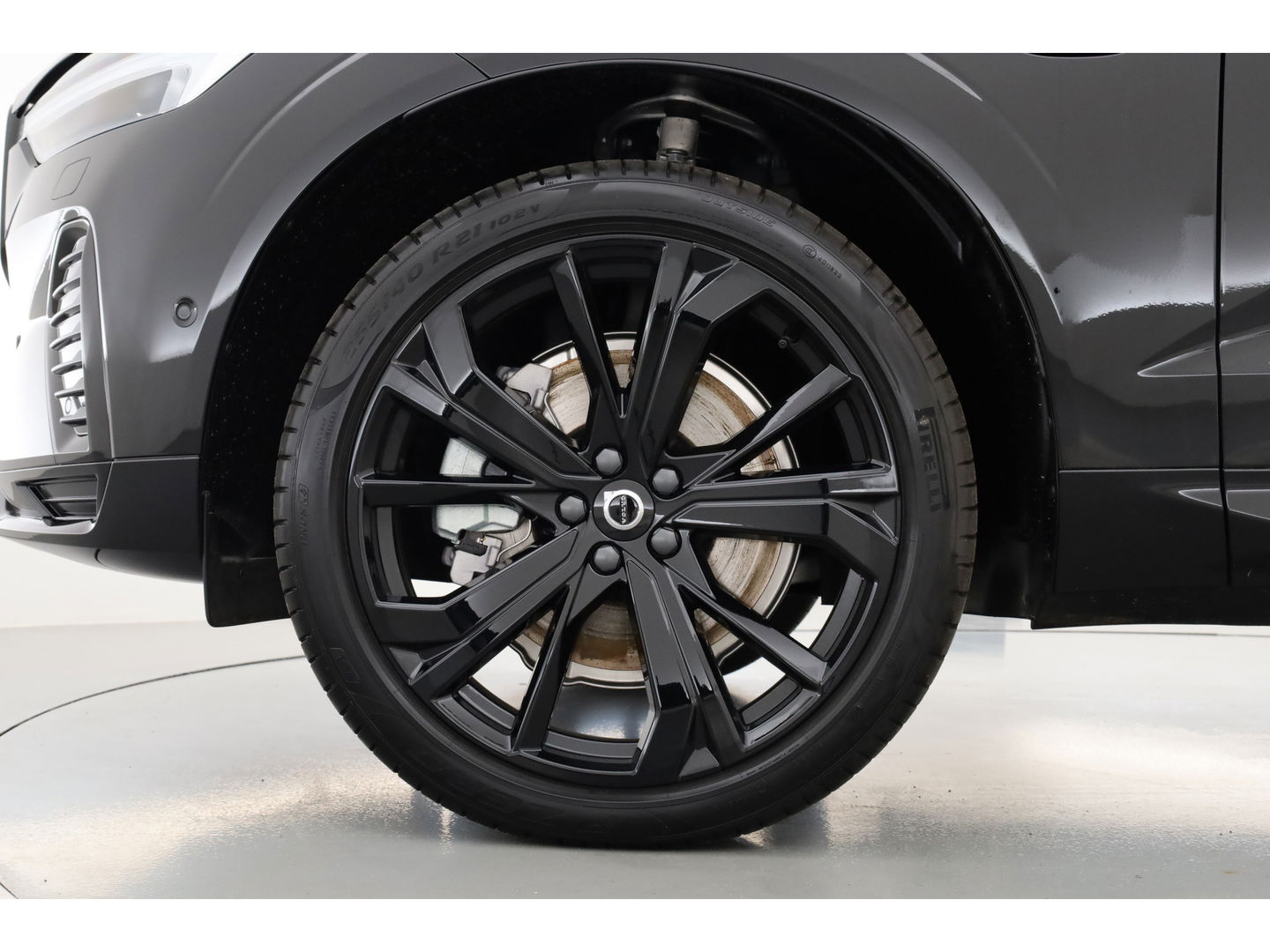 Volvo XC60 T8 Plug-in hybrid Plus Black Edition | Pano | Pilot Assist | 360cam | Stoel-Stuurverw. | Keyless | Harman Kardon | 21''