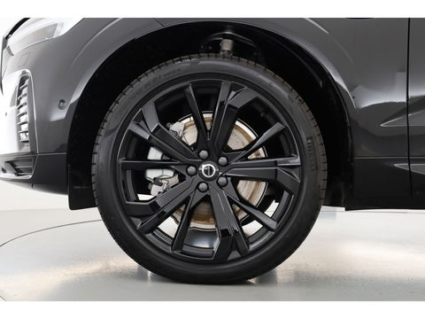Volvo XC60 T8 Plug-in hybrid Plus Black Edition | Pano | Pilot Assist | 360cam | Stoel-Stuurverw. | Keyless | Harman Kardon | 21''