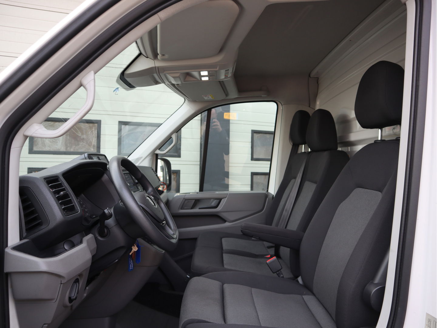 Volkswagen Crafter 50 2.0 TDI 177pk DSG-Automaat - Bakwagen Laadklep Meubelbak