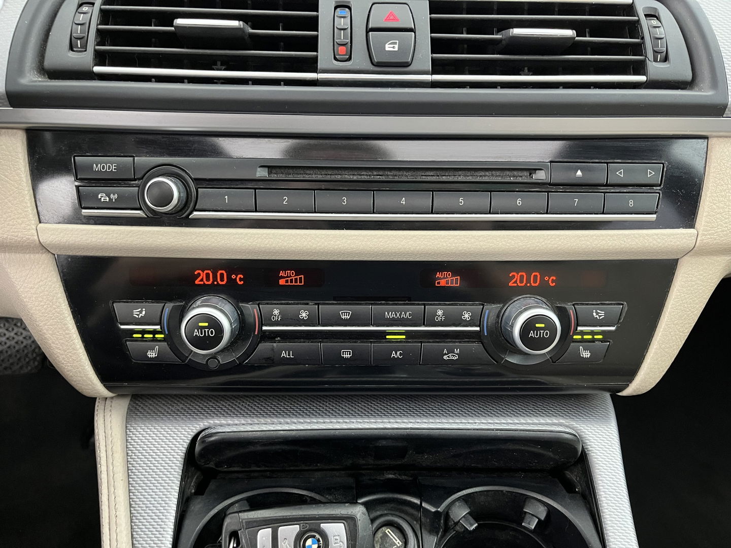 BMW 5 Serie Touring 520d M-Sportpack High Executive Aut. *PANO | LEATHER | XENON | HEATED-SPORTSEATS | HIFI-SOUND | NAVI-FULLMAP | PRIVACYGLASS | SHIFTPADDLES | HEAD-UP | 18''ALU*