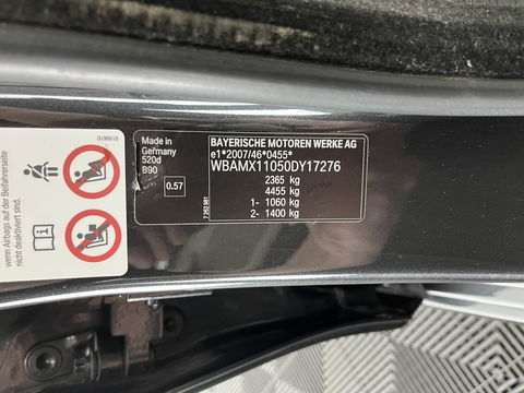 BMW 5 Serie Touring 520d M-Sportpack High Executive Aut. *PANO | LEATHER | XENON | HEATED-SPORTSEATS | HIFI-SOUND | NAVI-FULLMAP | PRIVACYGLASS | SHIFTPADDLES | HEAD-UP | 18''ALU*