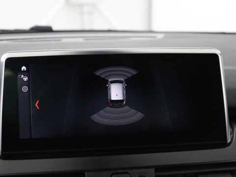 BMW 2 Serie Gran Tourer 218i 7 Persoons Executive | Sport Line | 1e eigenaar | Stoelverwarming | Head-Up | Trekhaak | Sportstoelen | Half leder | Navigatie | Climate control | Parkeerhulp | Cruise control