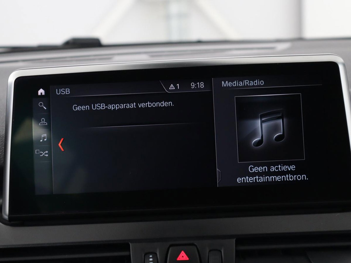 BMW 2 Serie Gran Tourer 218i 7 Persoons Executive | Sport Line | 1e eigenaar | Stoelverwarming | Head-Up | Trekhaak | Sportstoelen | Half leder | Navigatie | Climate control | Parkeerhulp | Cruise control