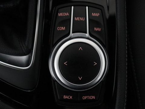 BMW 2 Serie Gran Tourer 218i 7 Persoons Executive | Sport Line | 1e eigenaar | Stoelverwarming | Head-Up | Trekhaak | Sportstoelen | Half leder | Navigatie | Climate control | Parkeerhulp | Cruise control