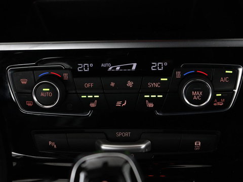 BMW 2 Serie Gran Tourer 218i 7 Persoons Executive | Sport Line | 1e eigenaar | Stoelverwarming | Head-Up | Trekhaak | Sportstoelen | Half leder | Navigatie | Climate control | Parkeerhulp | Cruise control