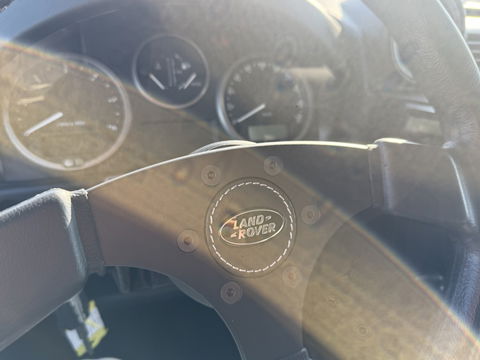 Land Rover Defender 2.4 TD4 HT 90" SE / Recaro / grijs kenteken / LED / *NAP*