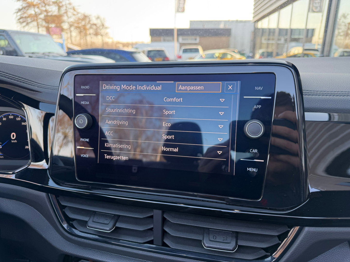 Volkswagen T-Roc Cabrio 1.5 TSI R-Line 150PK|ACC|Carplay|IQ-lights|Virtiual-Cockpit|Camera