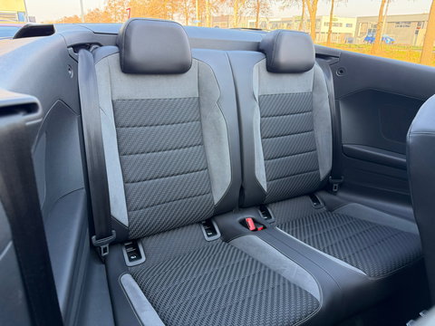 Volkswagen T-Roc Cabrio 1.5 TSI R-Line 150PK|ACC|Carplay|IQ-lights|Virtiual-Cockpit|Camera