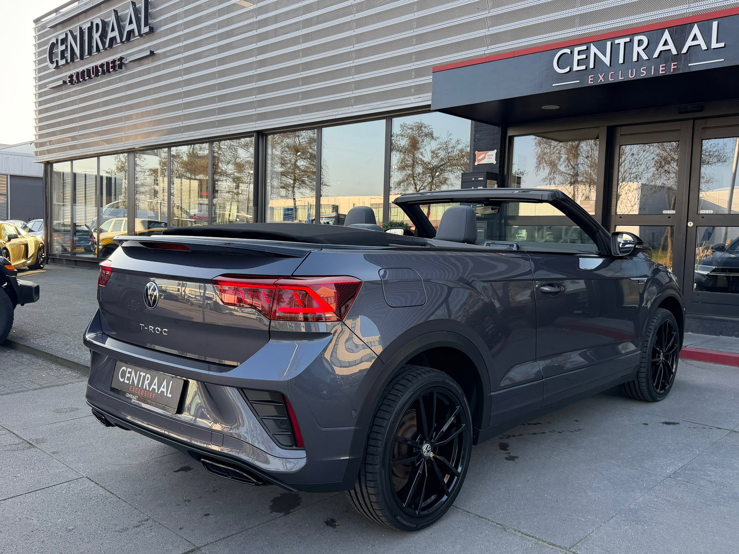 Volkswagen T-Roc Cabrio 1.5 TSI R-Line 150PK|ACC|Carplay|IQ-lights|Virtiual-Cockpit|Camera