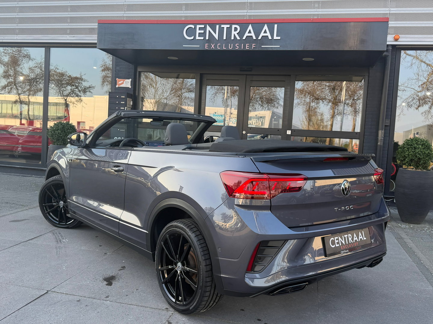 Volkswagen T-Roc Cabrio 1.5 TSI R-Line 150PK|ACC|Carplay|IQ-lights|Virtiual-Cockpit|Camera