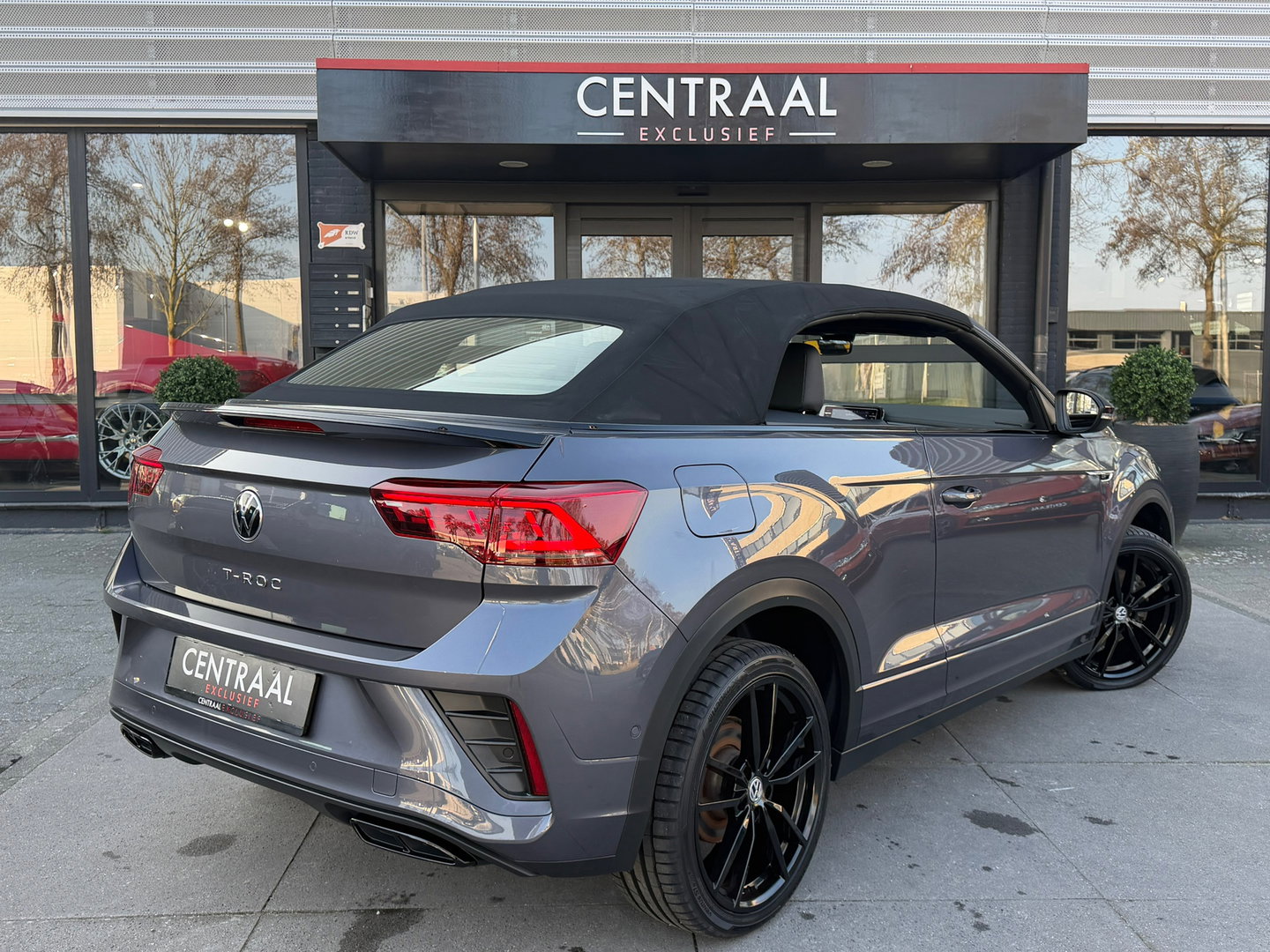Volkswagen T-Roc Cabrio 1.5 TSI R-Line 150PK|ACC|Carplay|IQ-lights|Virtiual-Cockpit|Camera