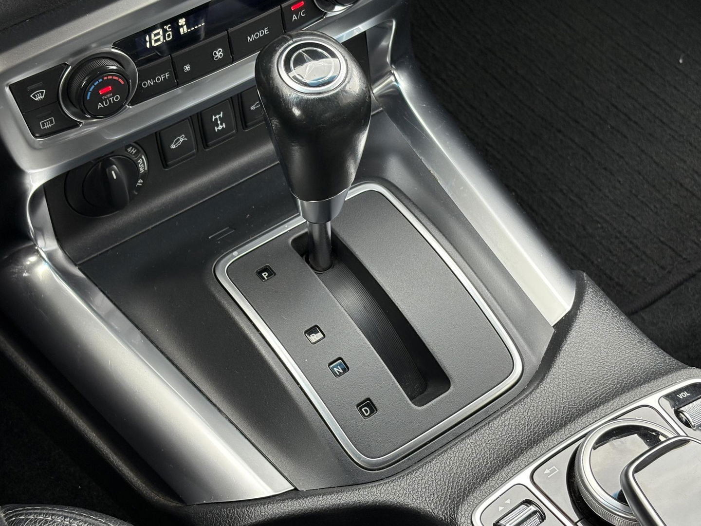 Mercedes-Benz X-Klasse 350 3.0 V6 4-MATIC POWER | 5 PERSOONS | Grijs kenteken | 360 GRADEN CAMERA | LEER |