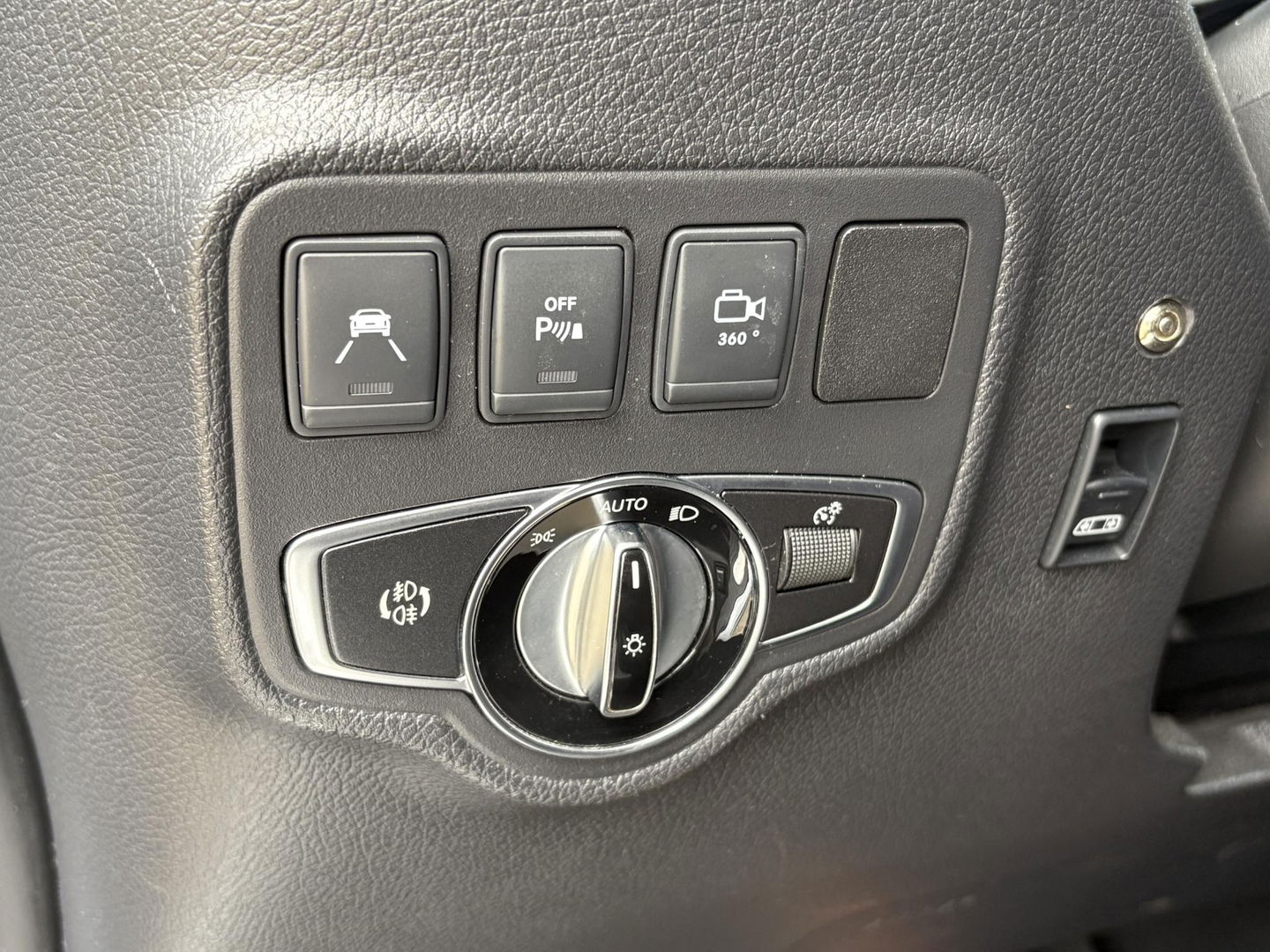 Mercedes-Benz X-Klasse 350 3.0 V6 4-MATIC POWER | 5 PERSOONS | Grijs kenteken | 360 GRADEN CAMERA | LEER |