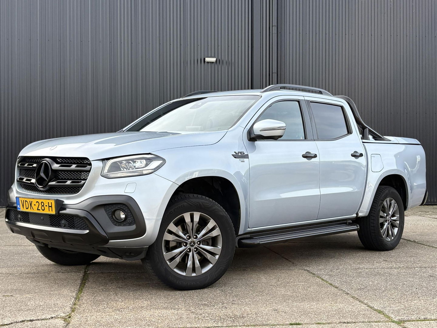 Mercedes-Benz X-Klasse 350 3.0 V6 4-MATIC POWER | 5 PERSOONS | Grijs kenteken | 360 GRADEN CAMERA | LEER |