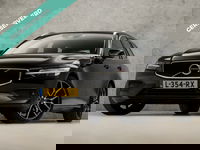 Volvo V60 - 2.0 B4 Inscription 197Pk Automaat (APPLE CARPLAY, GROOT NAVI, CAMERA, HARMAN/KARDON, STOELVERWARMING, SPORTSTOELEN, DRIVE MODE, TREKHAAK, KEYLESS, NIEUWSTAAT)