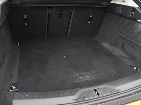 Jaguar I-PACE EV320 S Business Pack 90kWh | SOH 91% | Stoelverwarming | 360 Camera | Carplay | Meridian Surround | Full LED | Navigatie